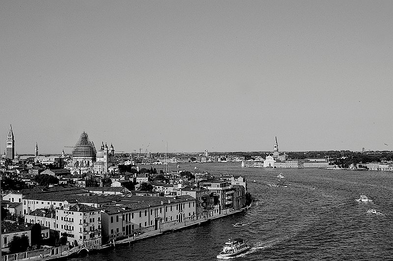 NAVIGANDO NEL CANAL DELLA GIUDECCA (9).JPG